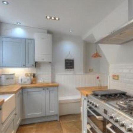 Little Monmouth 4 Bedroom Cottage, Old Town Lyme Regis, Dog Friendly And Parking المظهر الخارجي الصورة