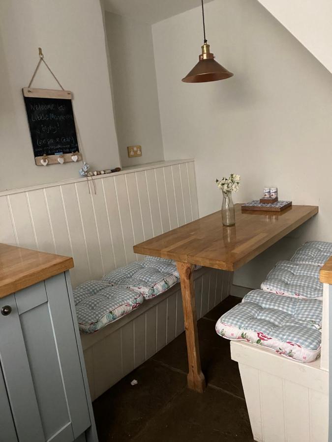 Little Monmouth 4 Bedroom Cottage, Old Town Lyme Regis, Dog Friendly And Parking المظهر الخارجي الصورة