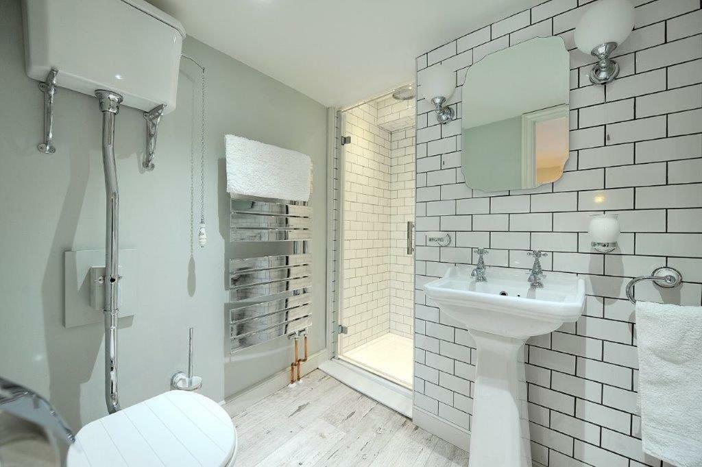 Little Monmouth 4 Bedroom Cottage, Old Town Lyme Regis, Dog Friendly And Parking المظهر الخارجي الصورة